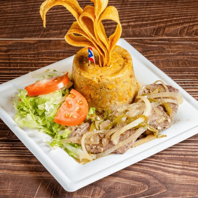 Steak Mofongo (Bistec).
